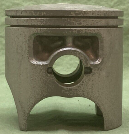 NEW GENUINE YAMAHA 3R4-11637-00 PISTON 3RD 0.75 O/S