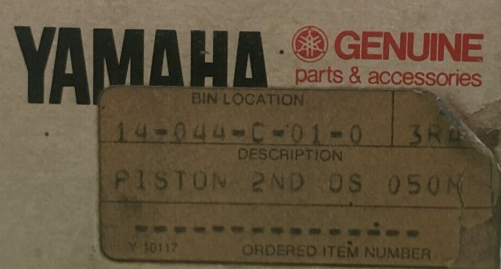 NEW GENUINE YAMAHA 3R4-11636-00 PISTON 2ND 0.50 O/S
