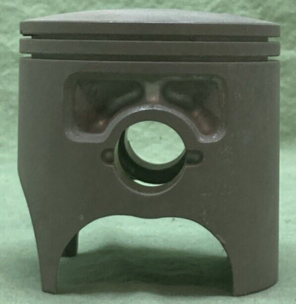 NEW GENUINE YAMAHA 3R4-11636-00 PISTON 2ND 0.50 O/S