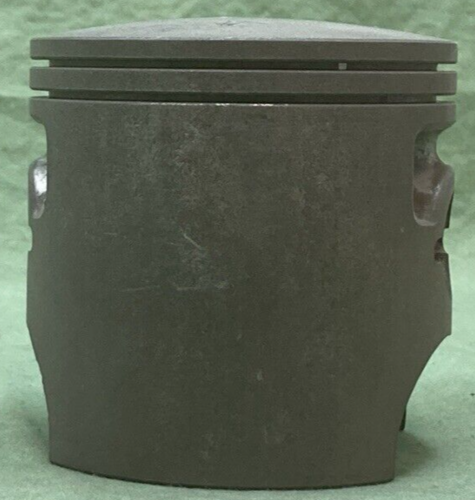 NEW GENUINE YAMAHA 3R4-11636-00 PISTON 2ND 0.50 O/S