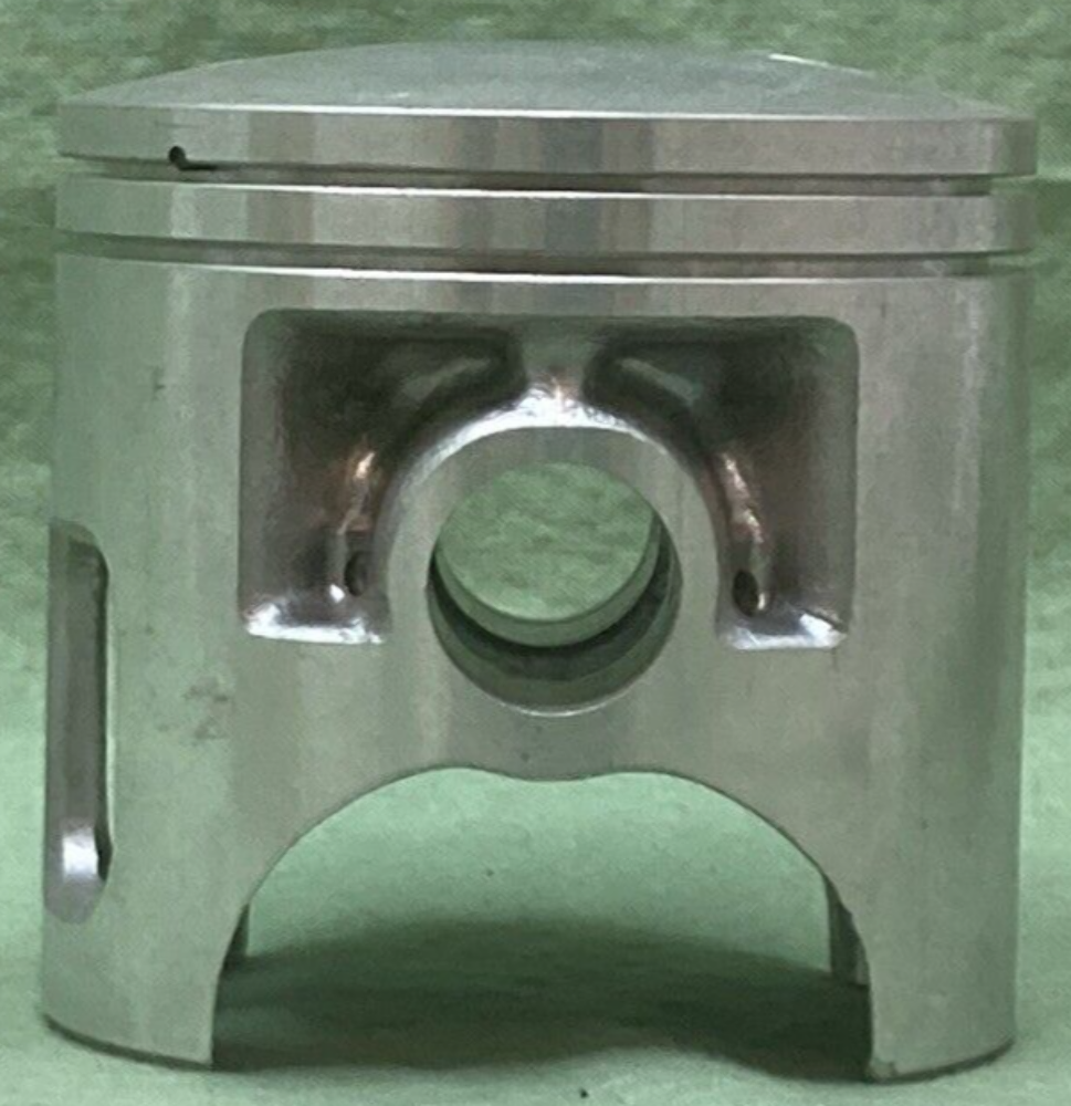 NEW GENUINE YAMAHA 3R6-11638-00 PISTON 4TH 1.00 O/S