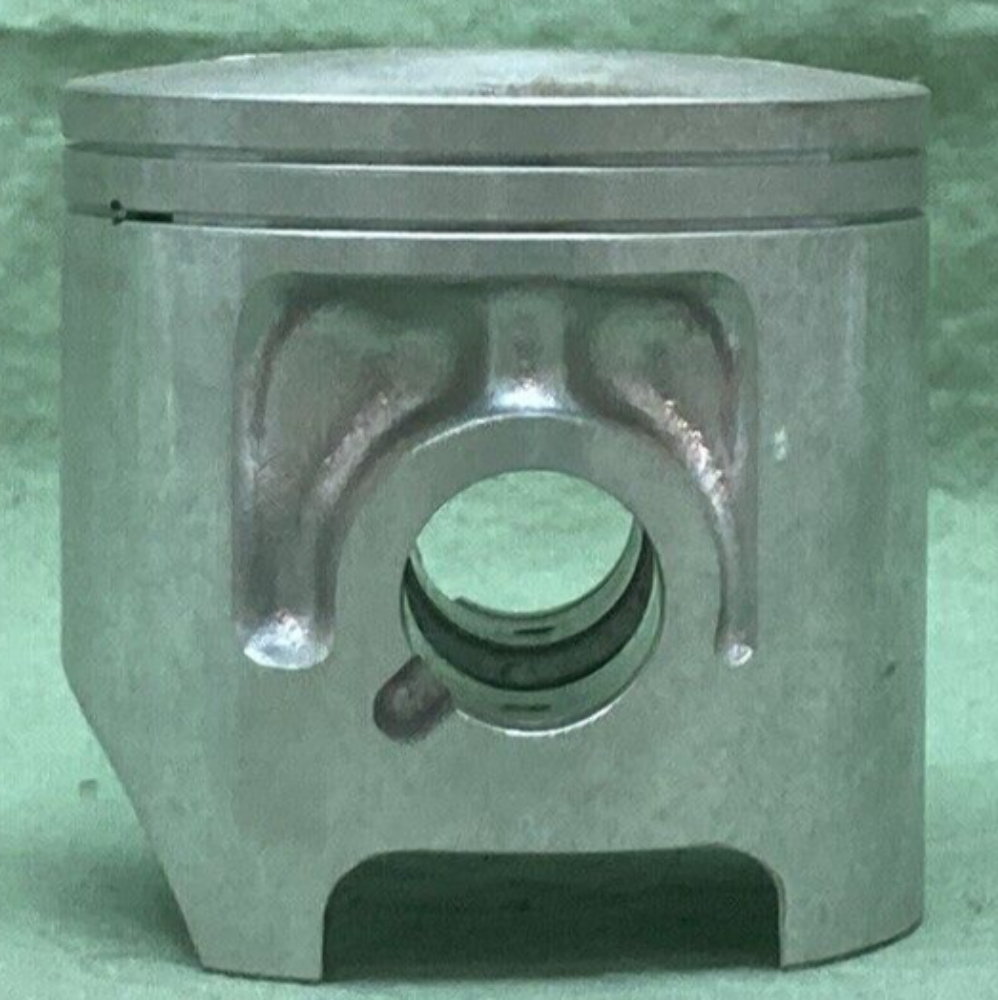 NEW GENUINE YAMAHA 2X3-11637-01 PISTON 3RD STD O/S W/ PIN