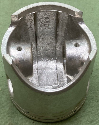NEW GENUINE YAMAHA 2X3-11637-01 PISTON 3RD STD O/S W/ PIN