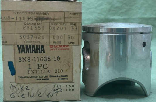 NEW GENUINE YAMAHA 3N8-11635-10 PISTON 1ST O/S