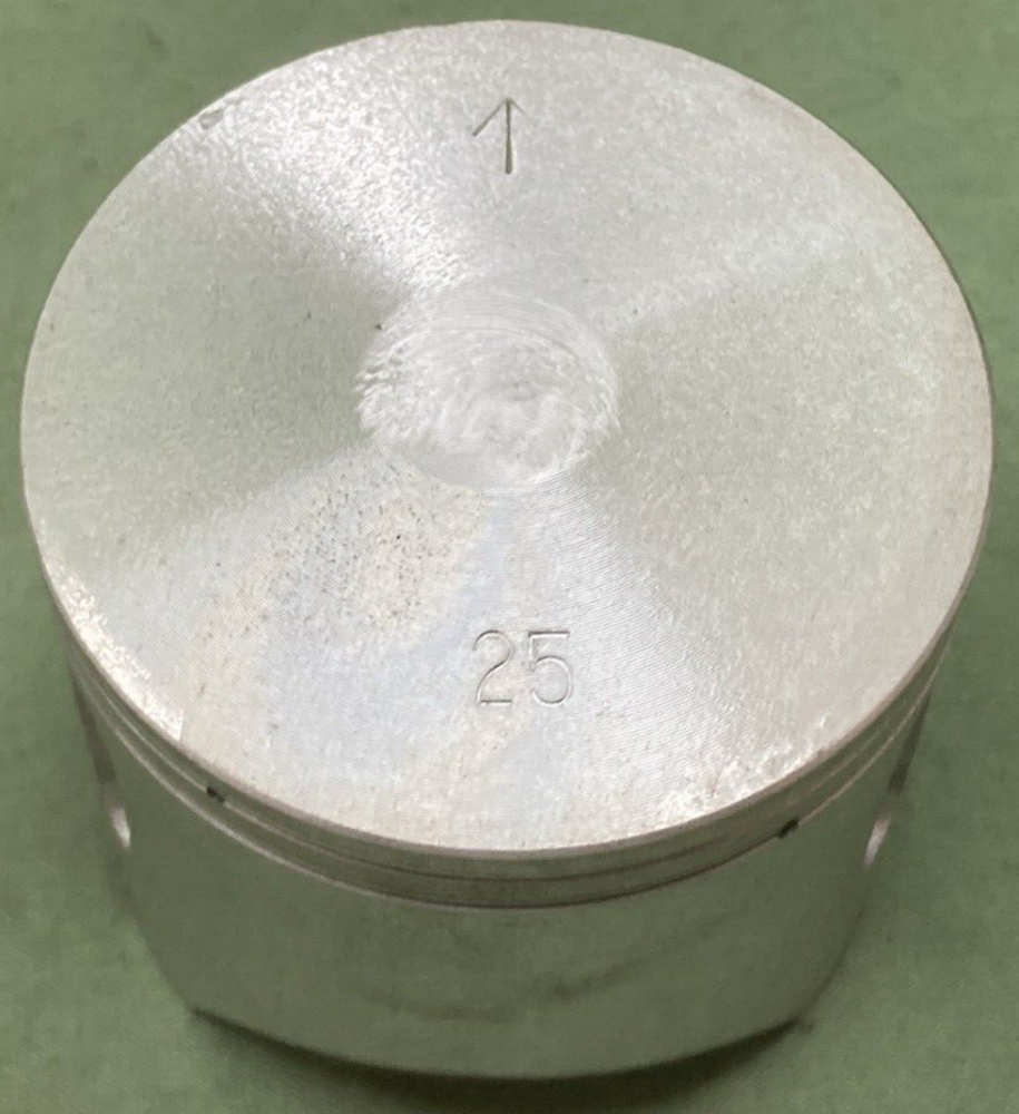 NEW GENUINE YAMAHA 3R3-11635-00 PISTON