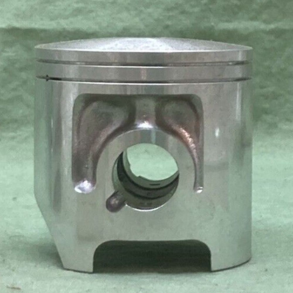 NEW GENUINE YAMAHA 3R3-11635-00 PISTON
