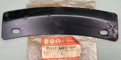 NEW GENUINE SUZUKI 63332-24300 Plate, Mud Guard, ALT125 1983