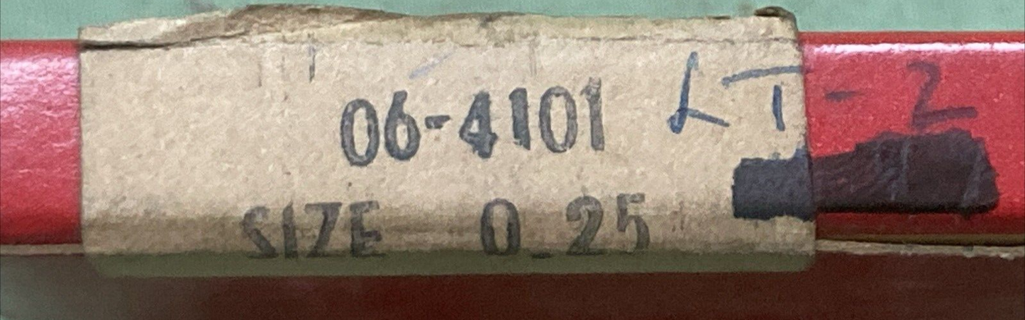 NEW GENUINE ROCKY YAMAHA 06-4101 PISTON RING SET 0.25