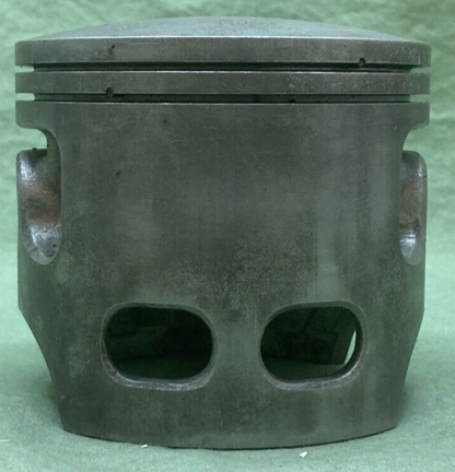 NEW GENUINE YAMAHA 1W6-11638-00 PISTON 4TH O/S