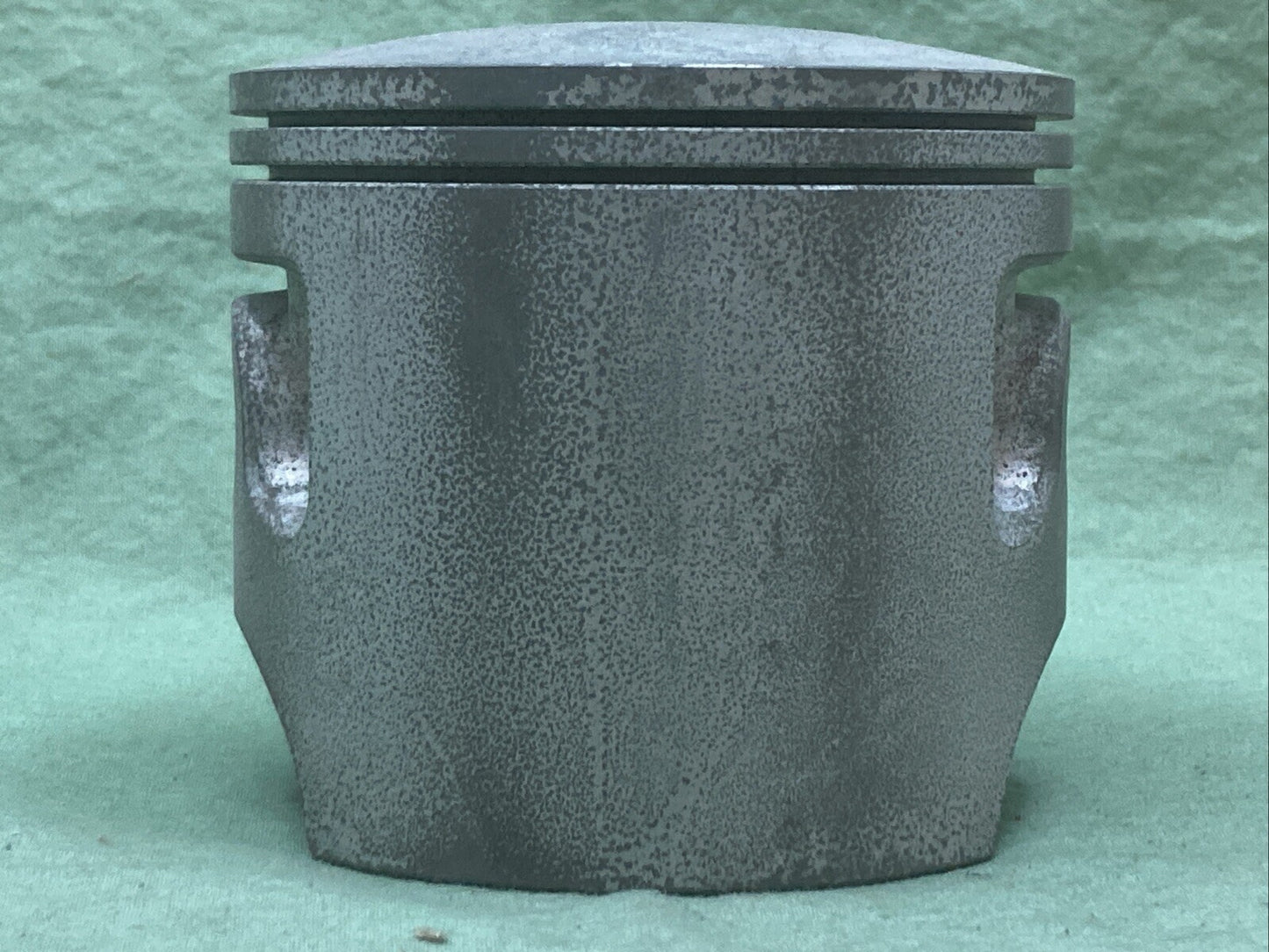 NEW GENUINE YAMAHA 1W4-11635-00 PISTON