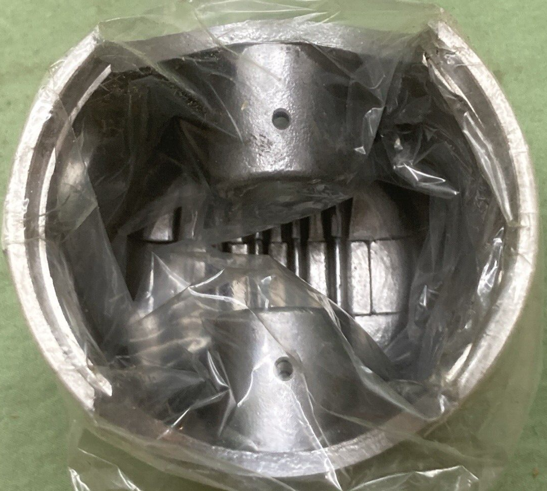 NEW SCM RT2 030 PISTON KIT 0.75 COMPLETE