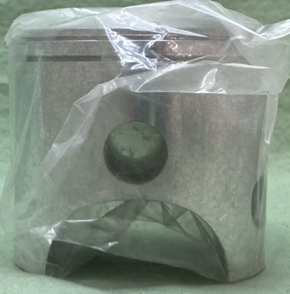NEW SCM RT2 030 PISTON KIT 0.75 COMPLETE