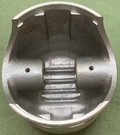 NEW GENUINE YAMAHA 308-11631-01-96 PISTON STD