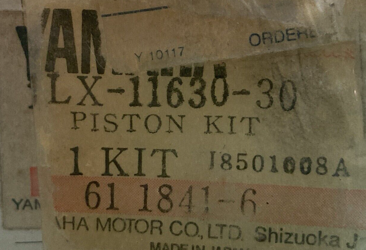 NEW GENUINE YAMAHA 1LX-11630-30 PISTON KIT COMPLETE  2ND O/S
