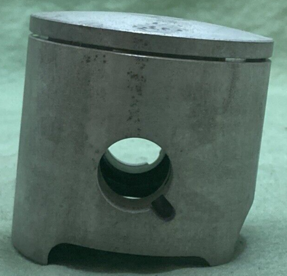 NEW GENUINE YAMAHA 1LX-11630-30 PISTON KIT COMPLETE  2ND O/S