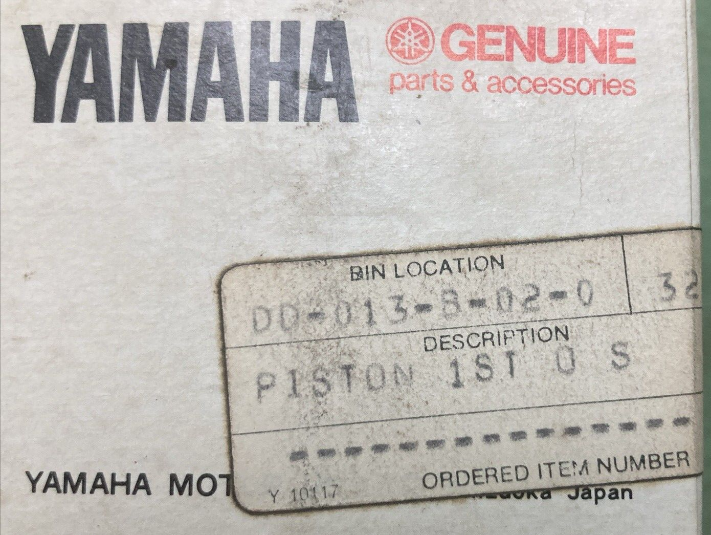 NEW GENUINE YAMAHA 324-11635-01 PISTON 1ST O/S
