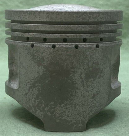 NEW GENUINE YAMAHA 1L9-11635-00 PISTON