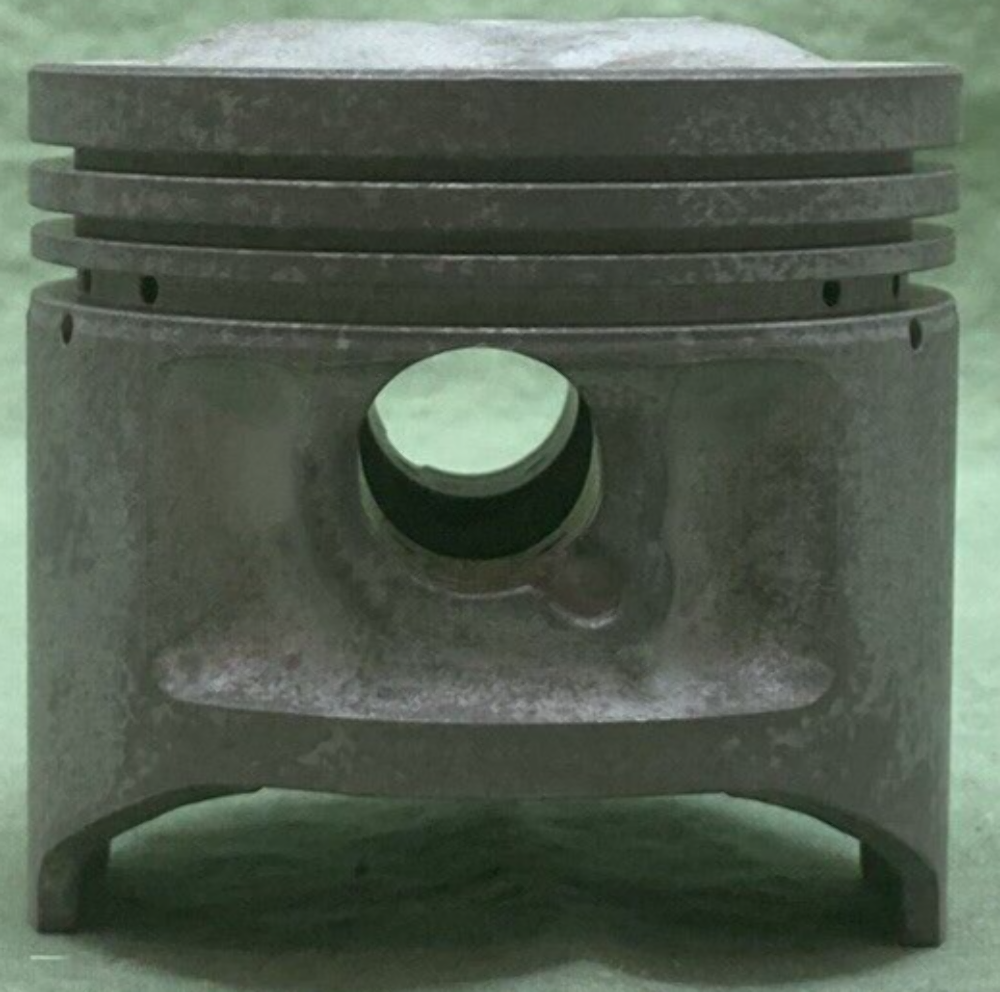 NEW GENUINE YAMAHA 1L9-11635-00 PISTON