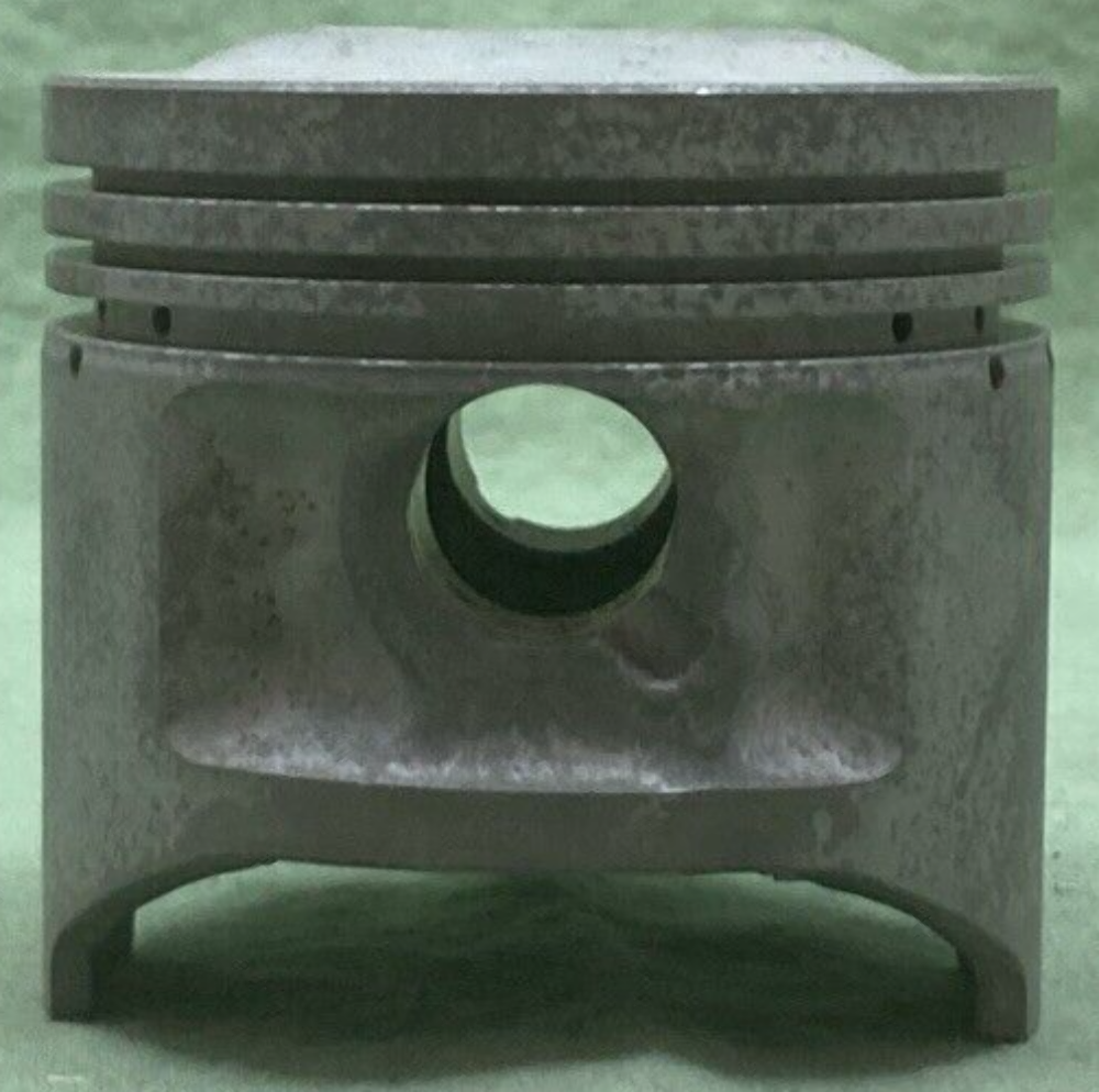 NEW GENUINE YAMAHA 1L9-11635-00 PISTON