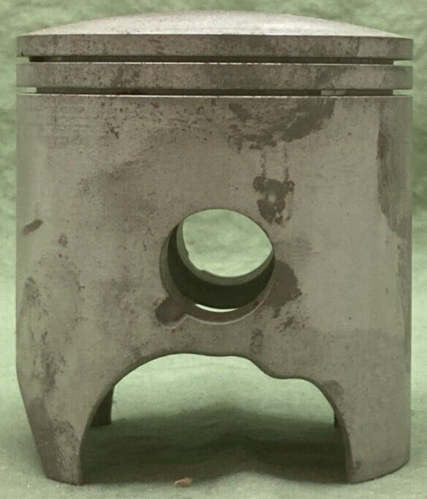 NEW GENUINE YAMAHA 1LU-11635-01 PISTON 1ST 0.25 O/S