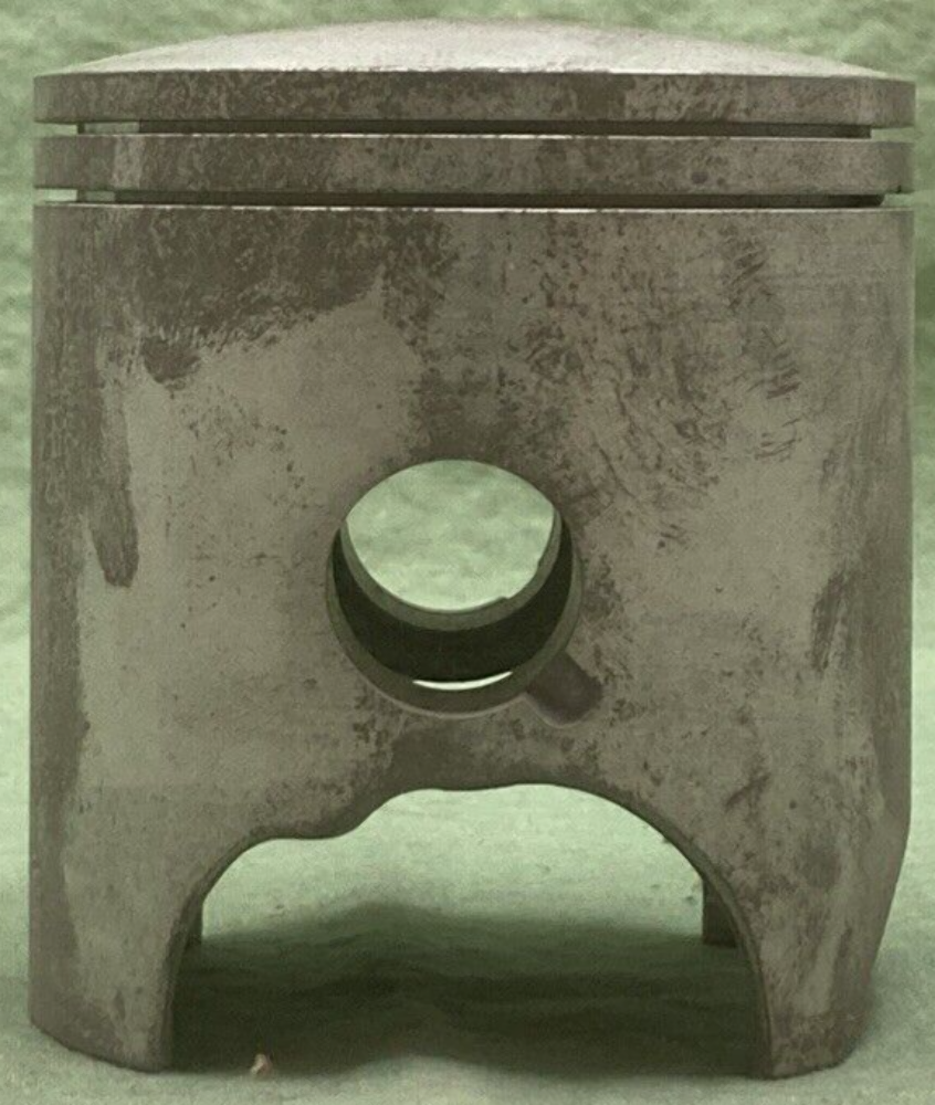 NEW GENUINE YAMAHA 1LU-11635-01 PISTON 1ST 0.25 O/S