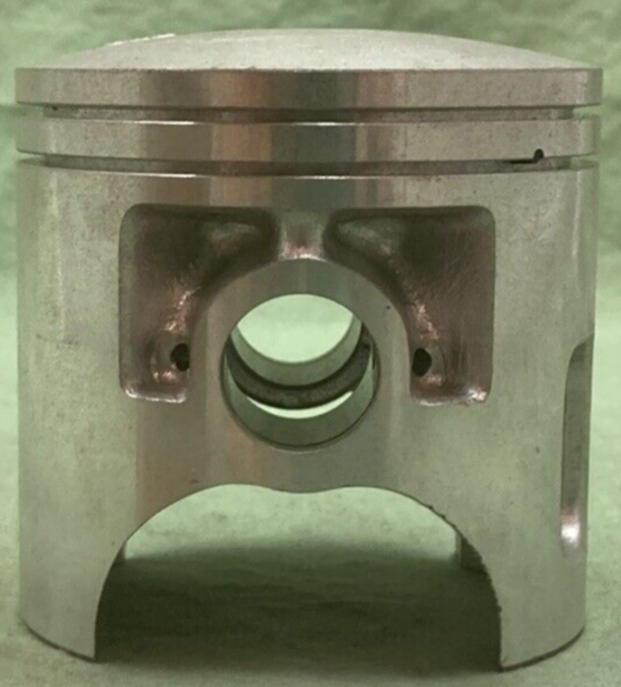 NEW GENUINE YAMAHA 1W2-11631-00-96 PISTON STD 0.96