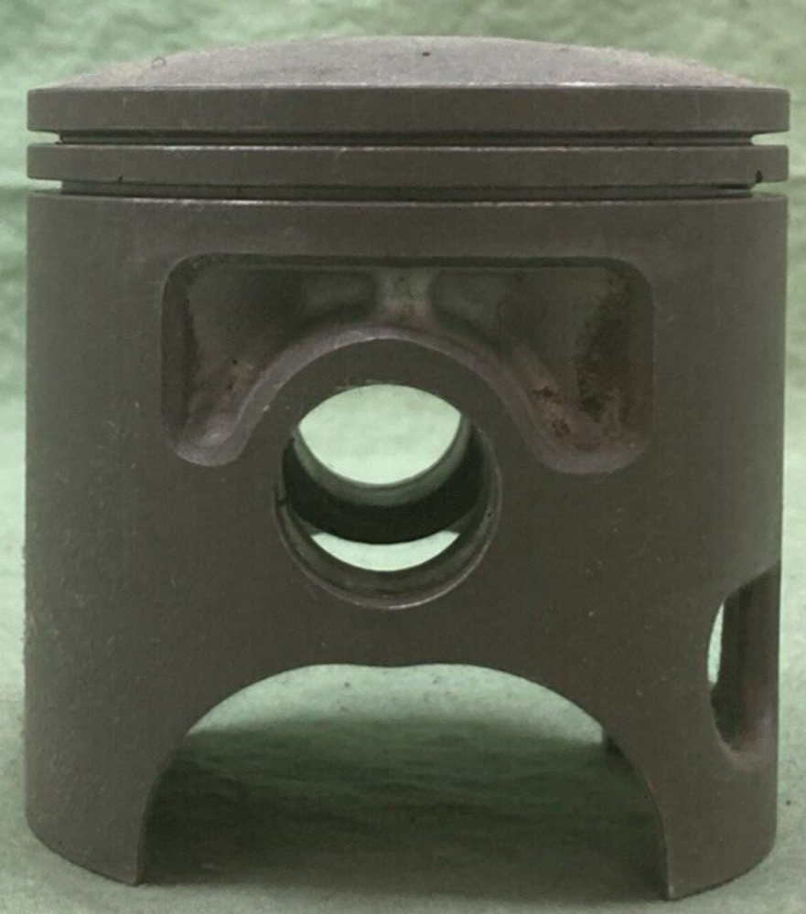 NEW GENUINE YAMAHA 1W5-11635-00 PISTON STD 1ST O/S