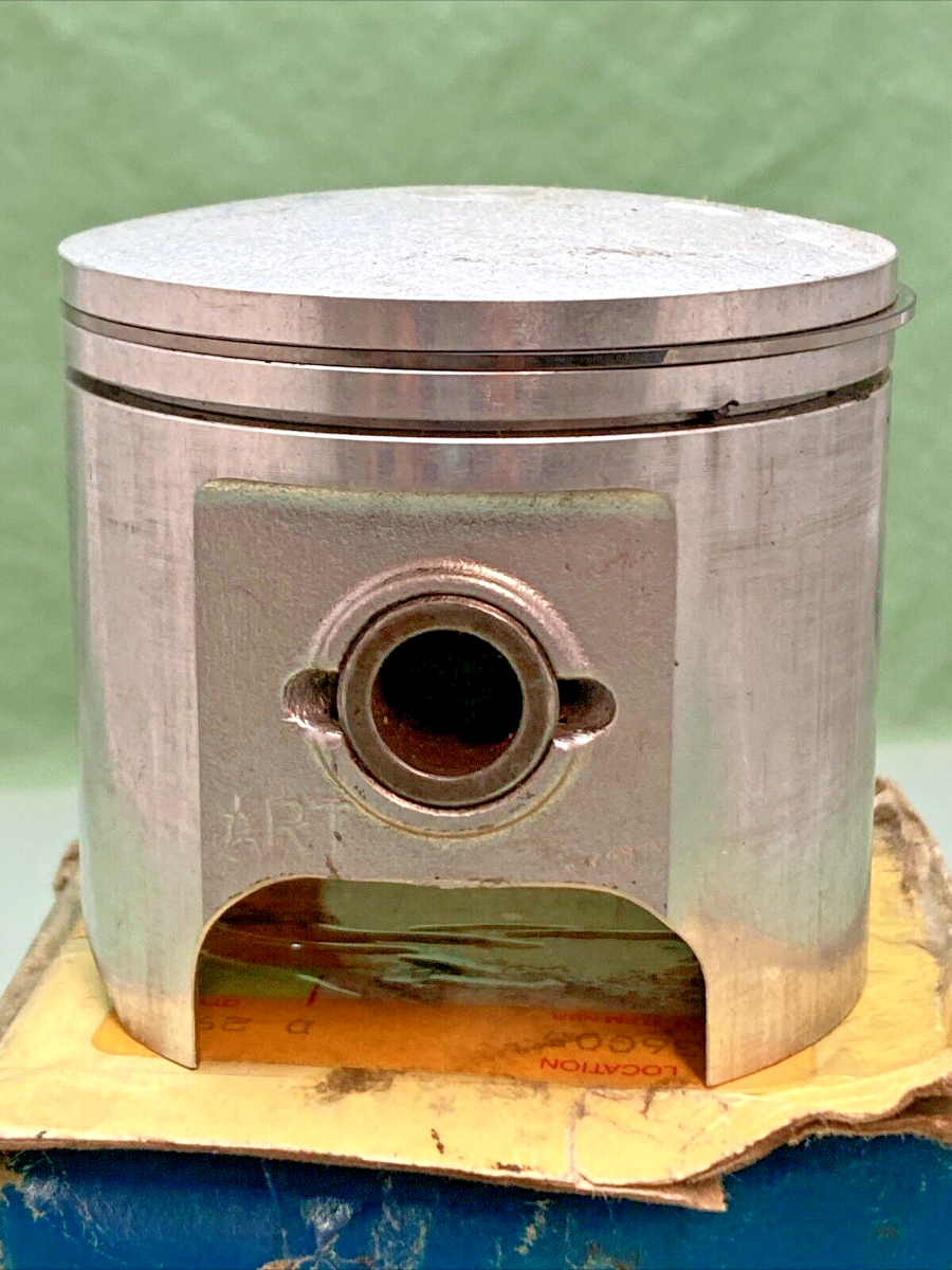 NEW GENUINE KAWASAKI 13001-1048 PISTON, ENGINE 1980 KDX175