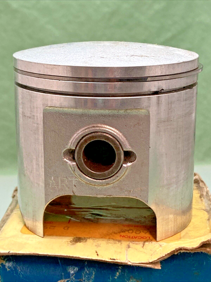 NEW GENUINE KAWASAKI 13001-1048 PISTON, ENGINE 1980 KDX175