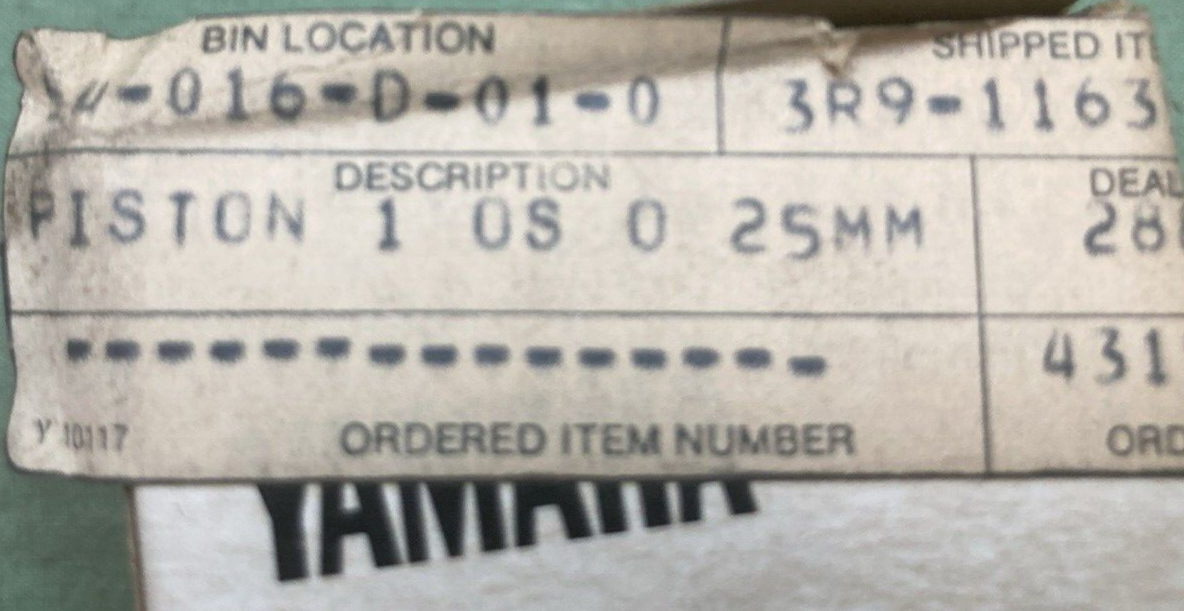 NEW GENUINE YAMAHA 3R9-11635-00 PISTON 1ST 0.25 O/S