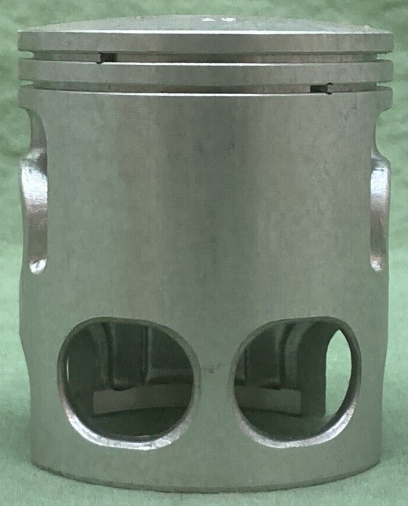 NEW GENUINE YAMAHA 3R9-11635-00 PISTON 1ST 0.25 O/S