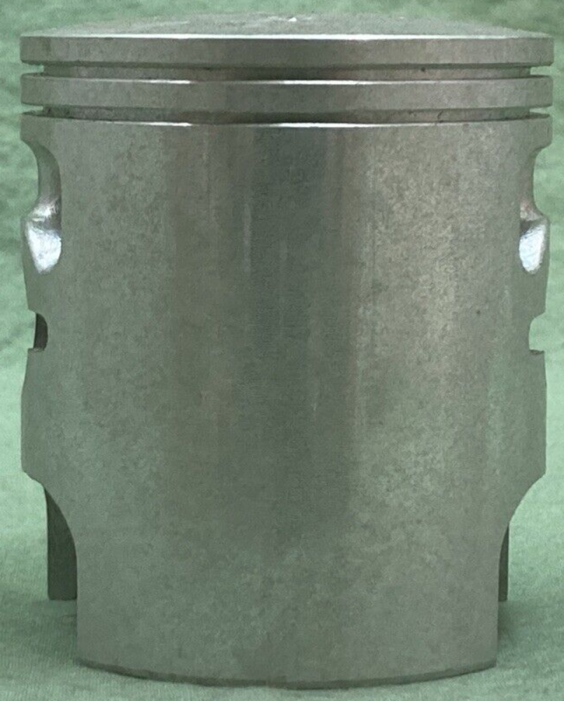 NEW GENUINE YAMAHA 3R9-11635-00 PISTON 1ST 0.25 O/S