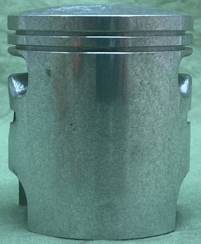 NEW GENUINE YAMAHA 3X3-11638-00 PISTON 4TH 1.00 O/S