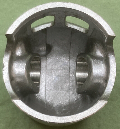 NEW GENUINE YAMAHA 3X3-11638-00 PISTON 4TH 1.00 O/S