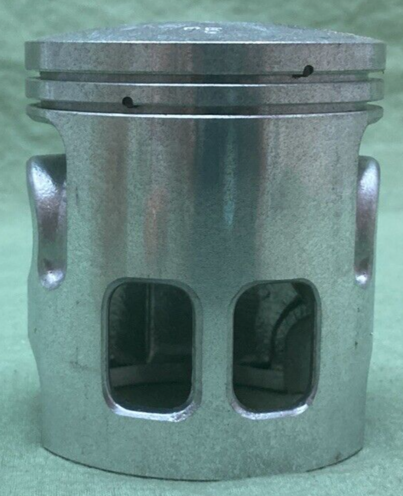 NEW GENUINE YAMAHA 3X3-11637-00 PISTON 3RD 0.75 O/S