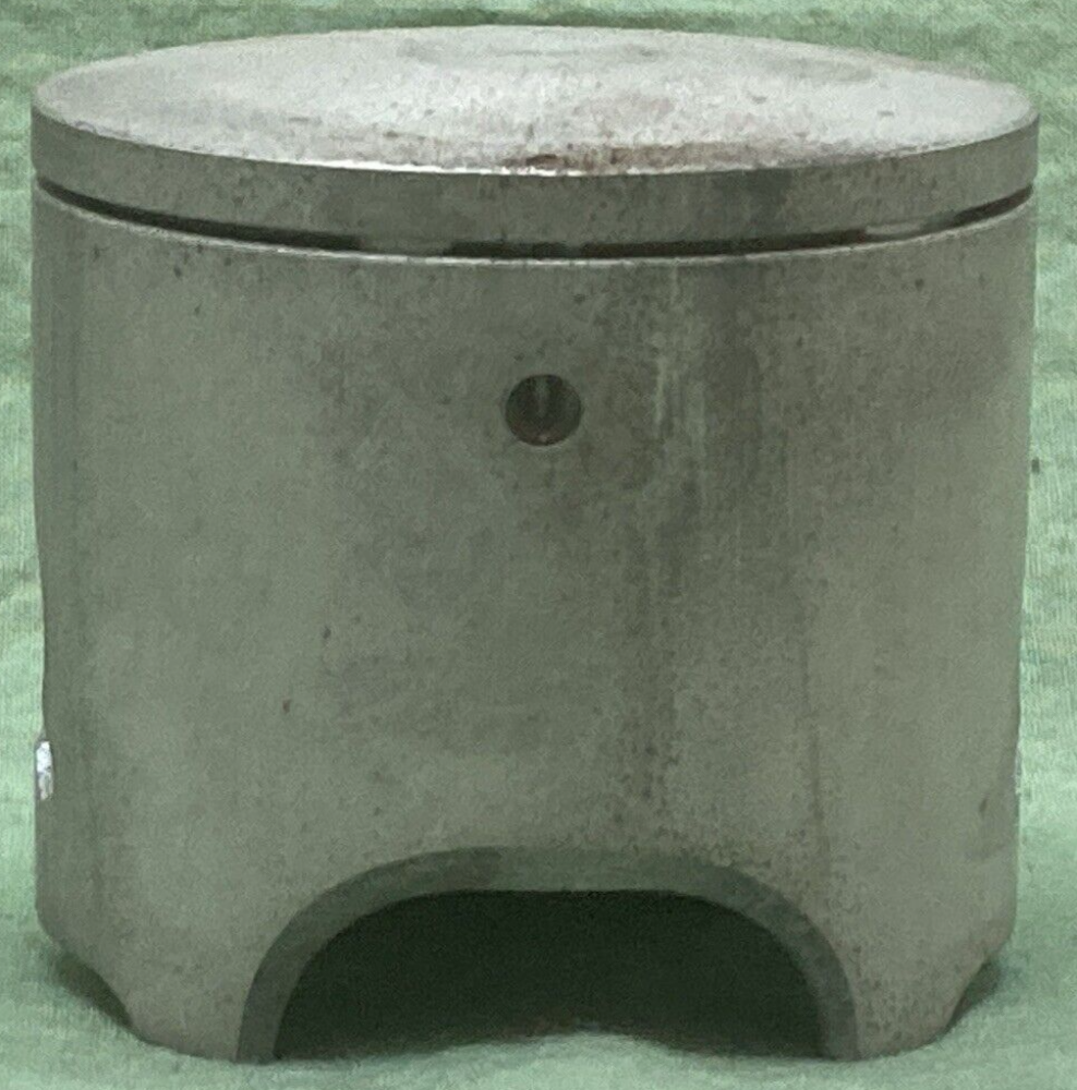 NEW GENUINE YAMAHA 1LX-11637-00 PISTON 3RD 0.75 O/S