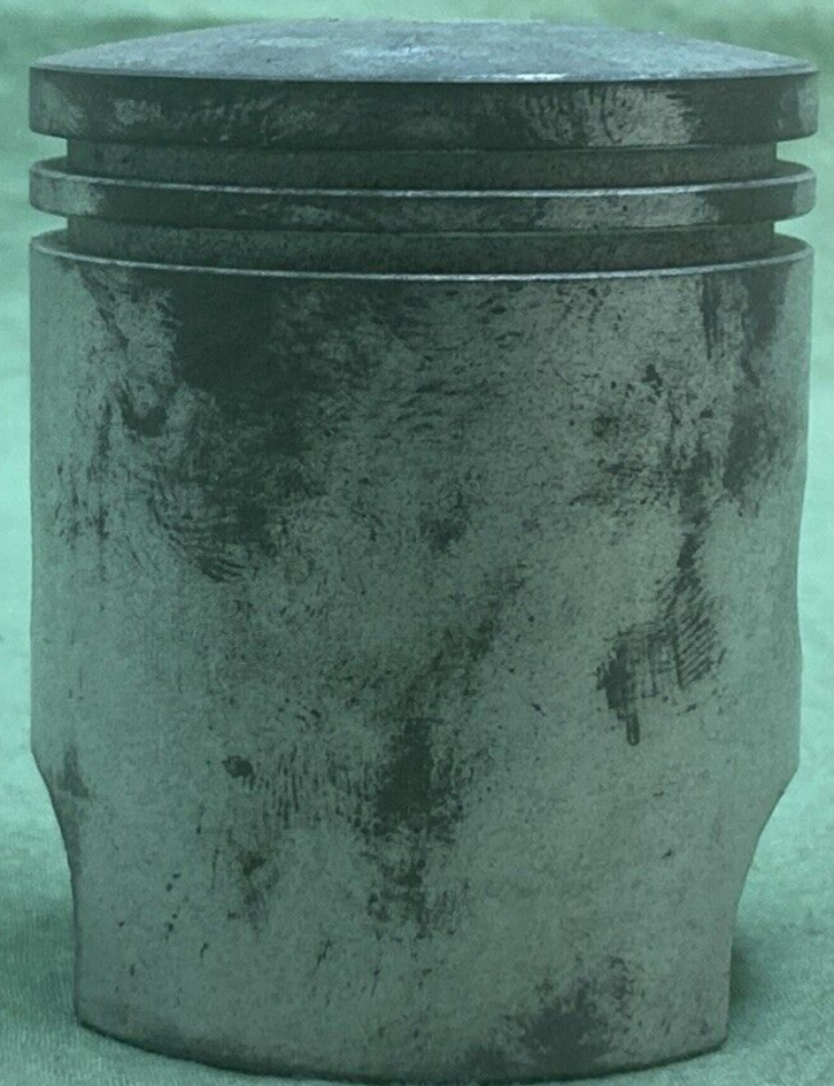 NEW GENUINE YAMAHA 1RY-11635-00 PISTON REPLACES 3E5-11635-00