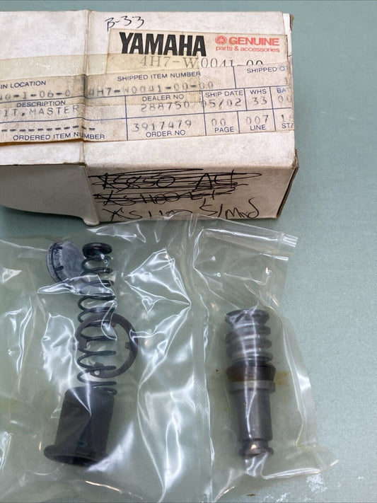 NEW GENUINE YAMAHA 4H7-W0041-00 Cylinder Kit, Master 1987 VIRAGO 535