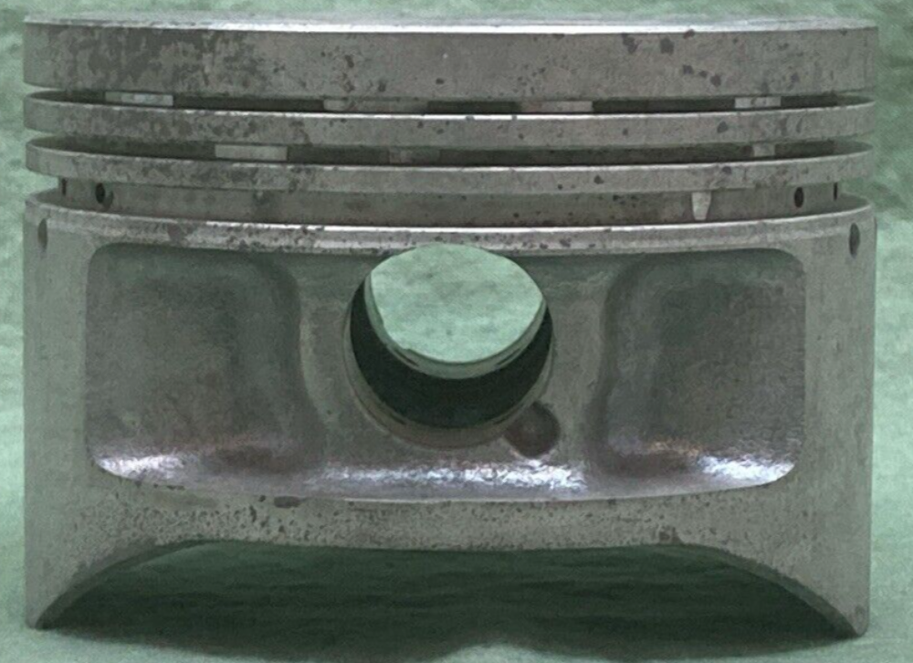 NEW GENUINE YAMAHA 1YW-11636-00 PISTON 2ND 0.50 O/S