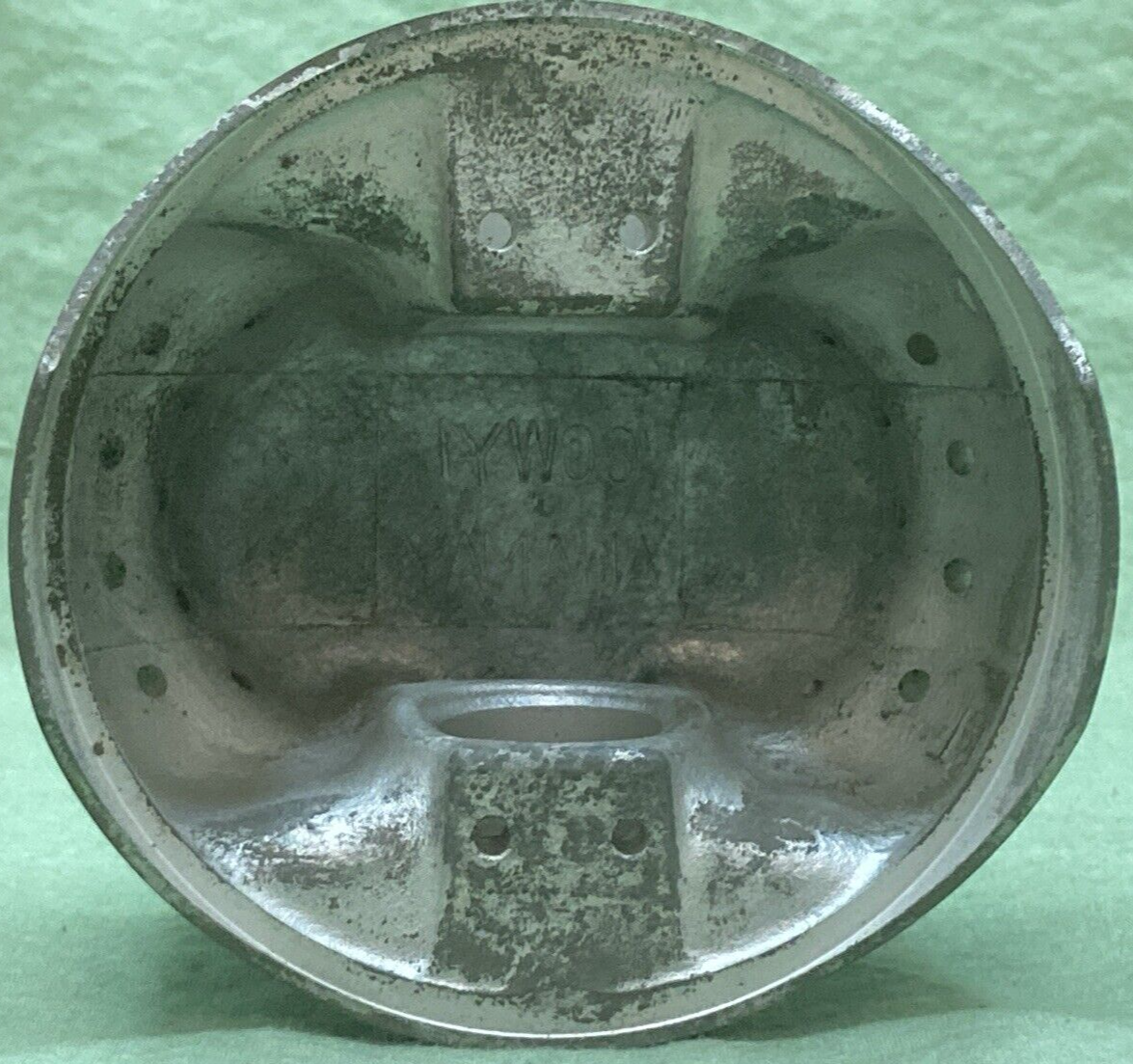 NEW GENUINE YAMAHA 1YW-11631-00-Y0 PISTON STD