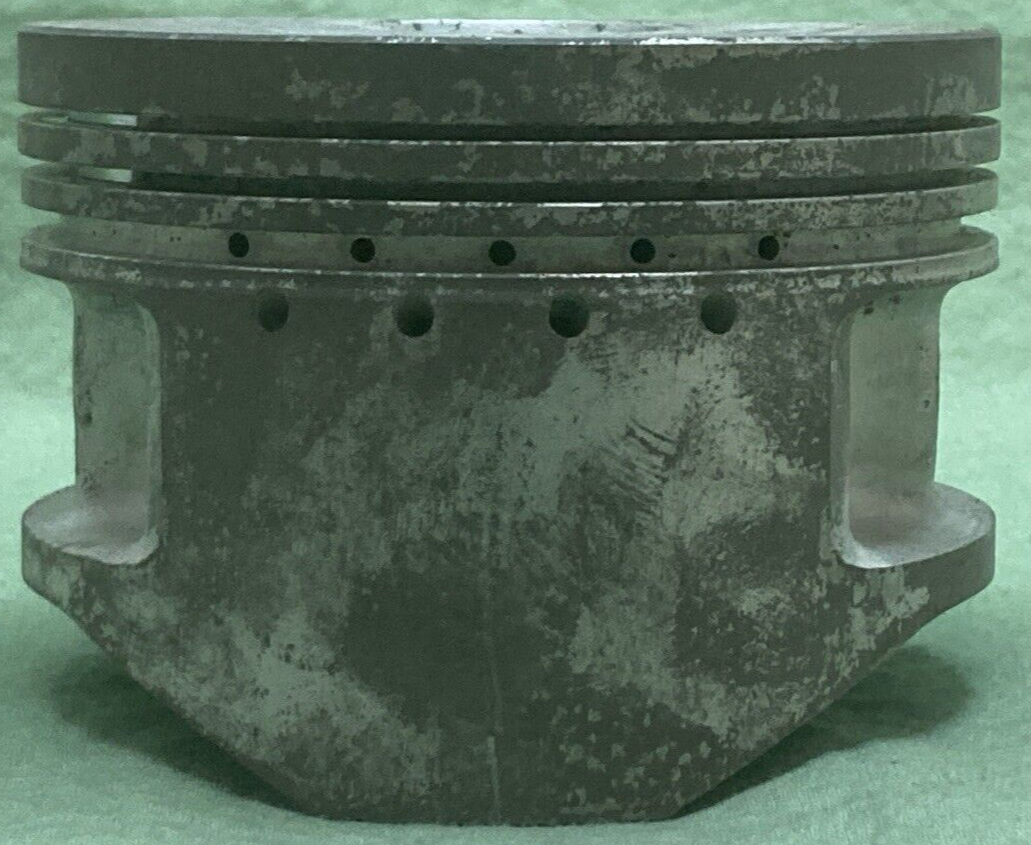 NEW GENUINE YAMAHA 1YW-11631-00-Y0 PISTON STD