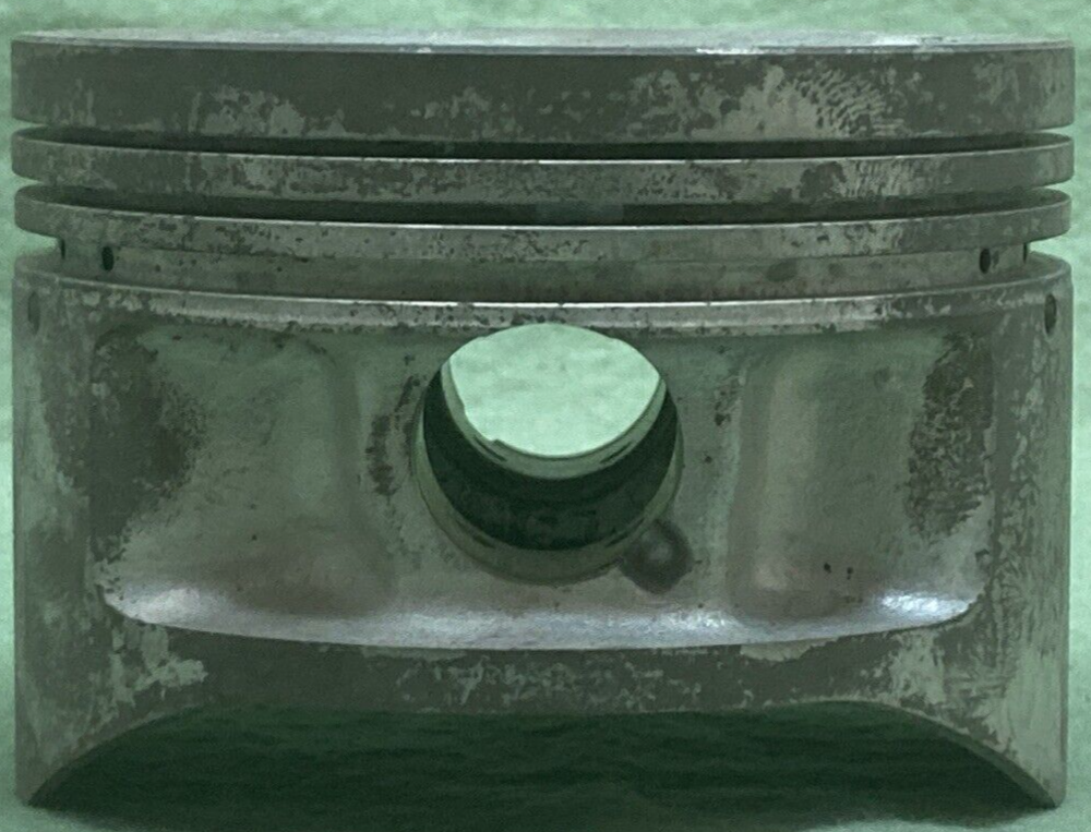 NEW GENUINE YAMAHA 1YW-11631-00-Y0 PISTON STD