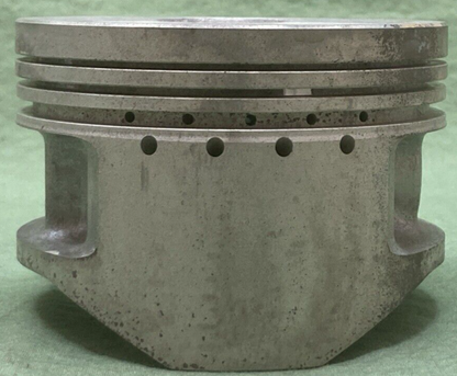 NEW GENUINE YAMAHA 1YW-11638-00 PISTON 4TH 1.00 O/S