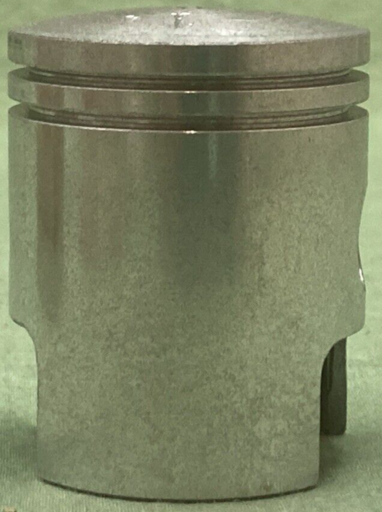 NEW GENUINE YAMAHA 109-11635-02 PISTON 1ST O/S KS