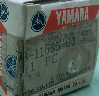 NEW GENUINE YAMAHA 298-11635-00 PISTON