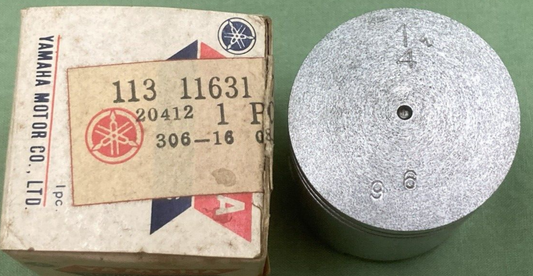 NEW GENUINE YAMAHA 113-11631-70-96 PISTON STD