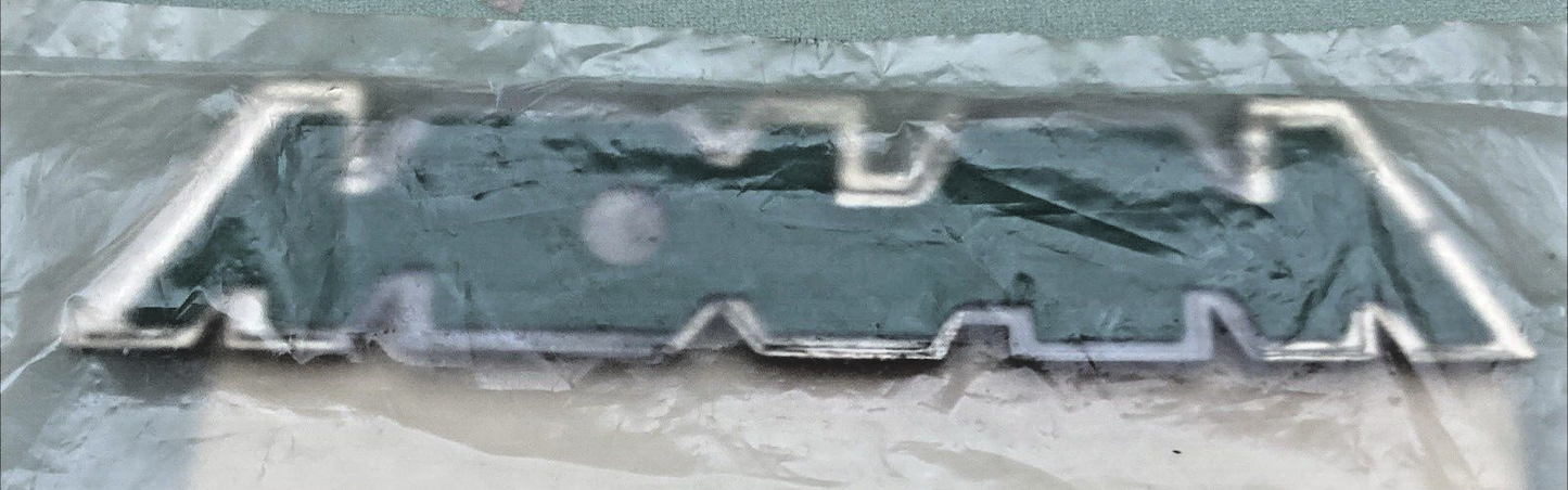 NEW GENUINE YAMAHA 15R-21781-00 Emblem 1