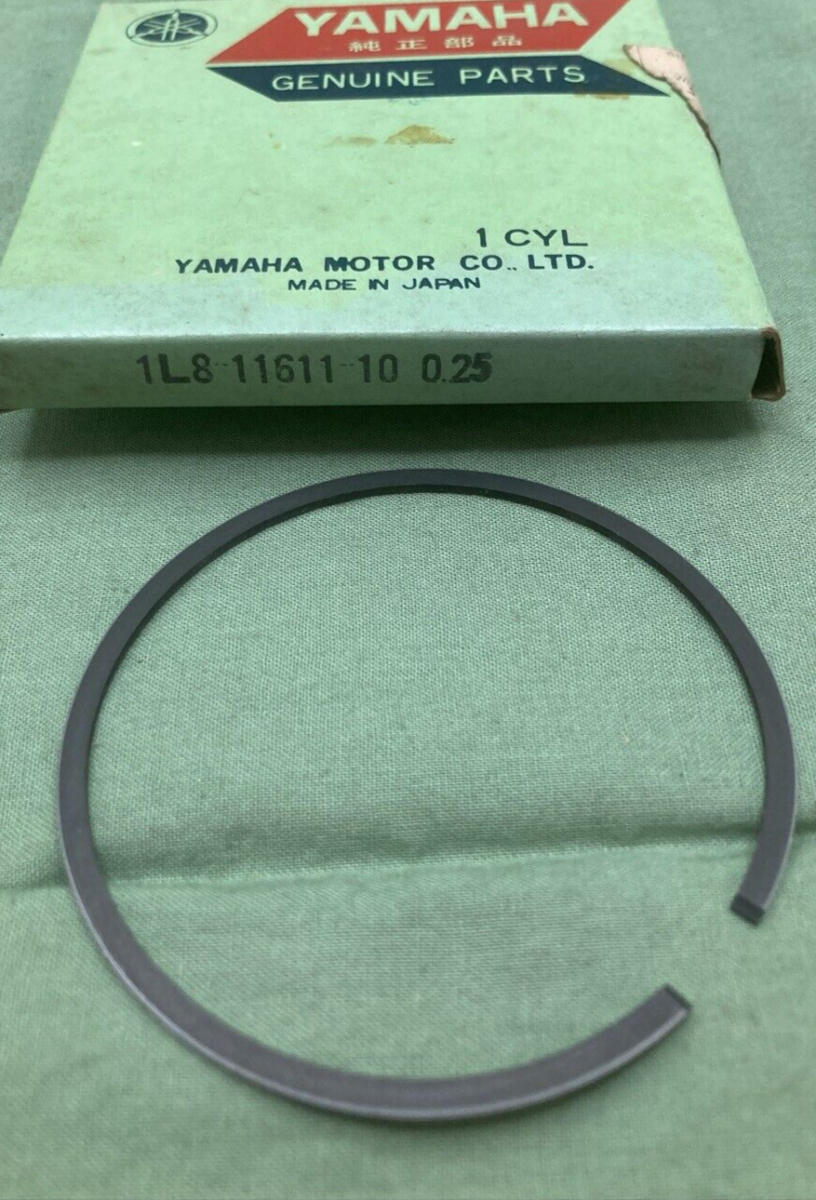 NEW GENUINE YAMAHA 1L8-11611-10 PISTON RING 1ST 0.25 O/S