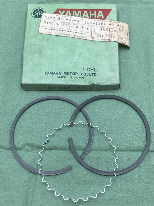 NEW GENUINE YAMAHA 1L9-11610-20 PISTON RING SET 2ND 0.50