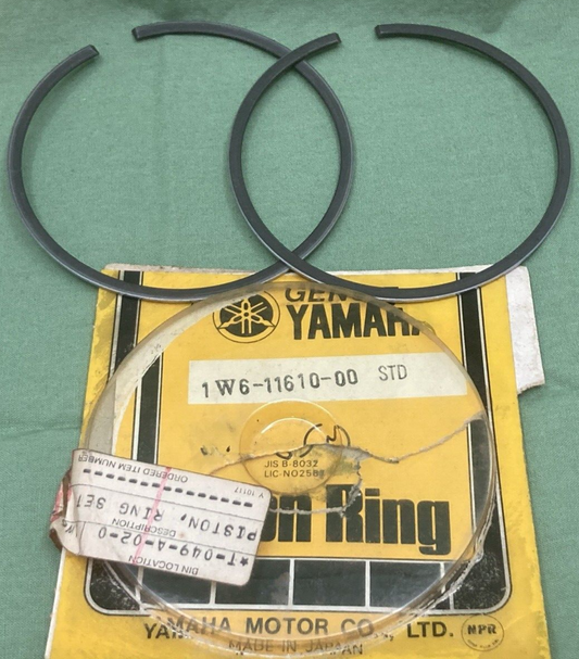 NEW GENUINE YAMAHA 1W6-11610-00 PISTON RING SET STD